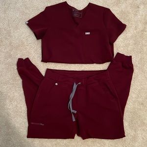 Figs Set - Burgundy